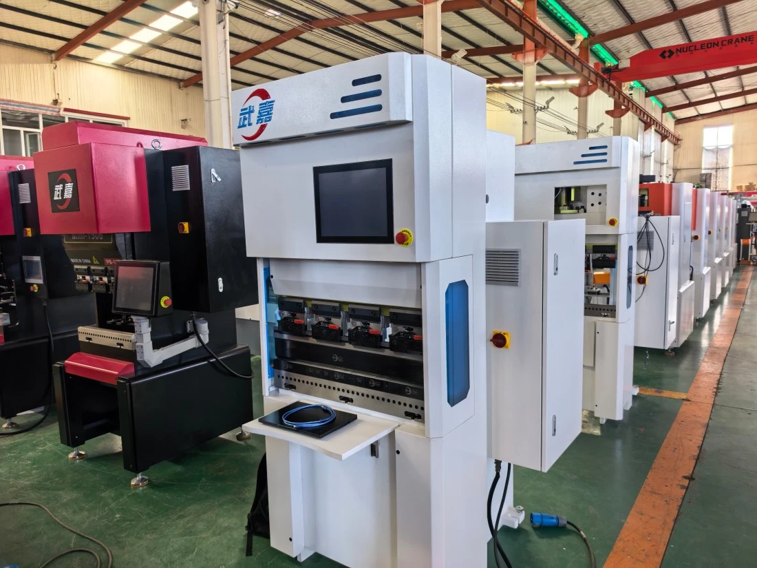 page-1100-825 page-1100-825